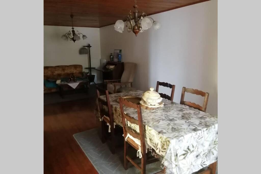 Maison Familiale Coteaux De La Vezere Voutezac Dış mekan fotoğraf