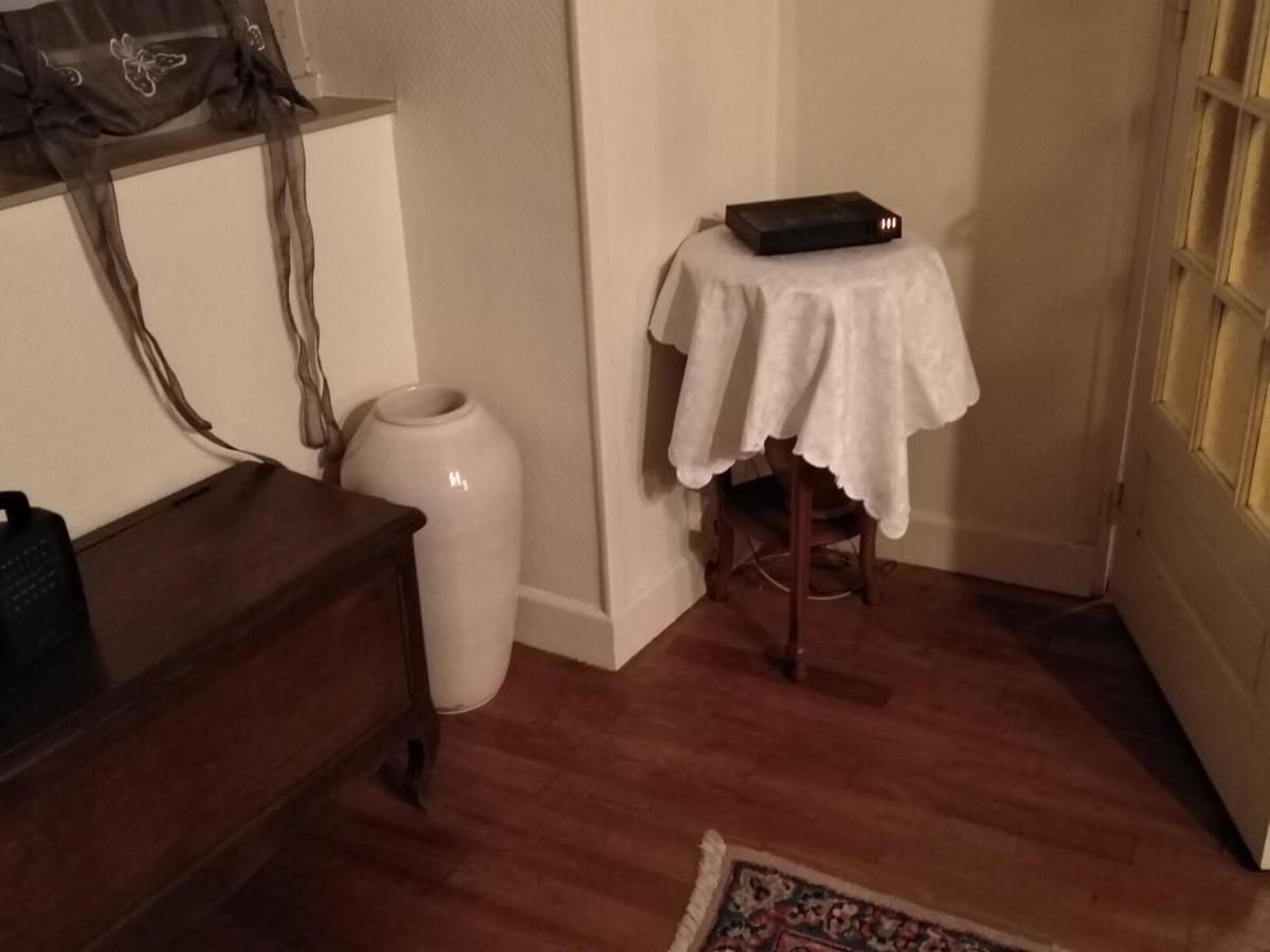 Maison Familiale Coteaux De La Vezere Voutezac Dış mekan fotoğraf