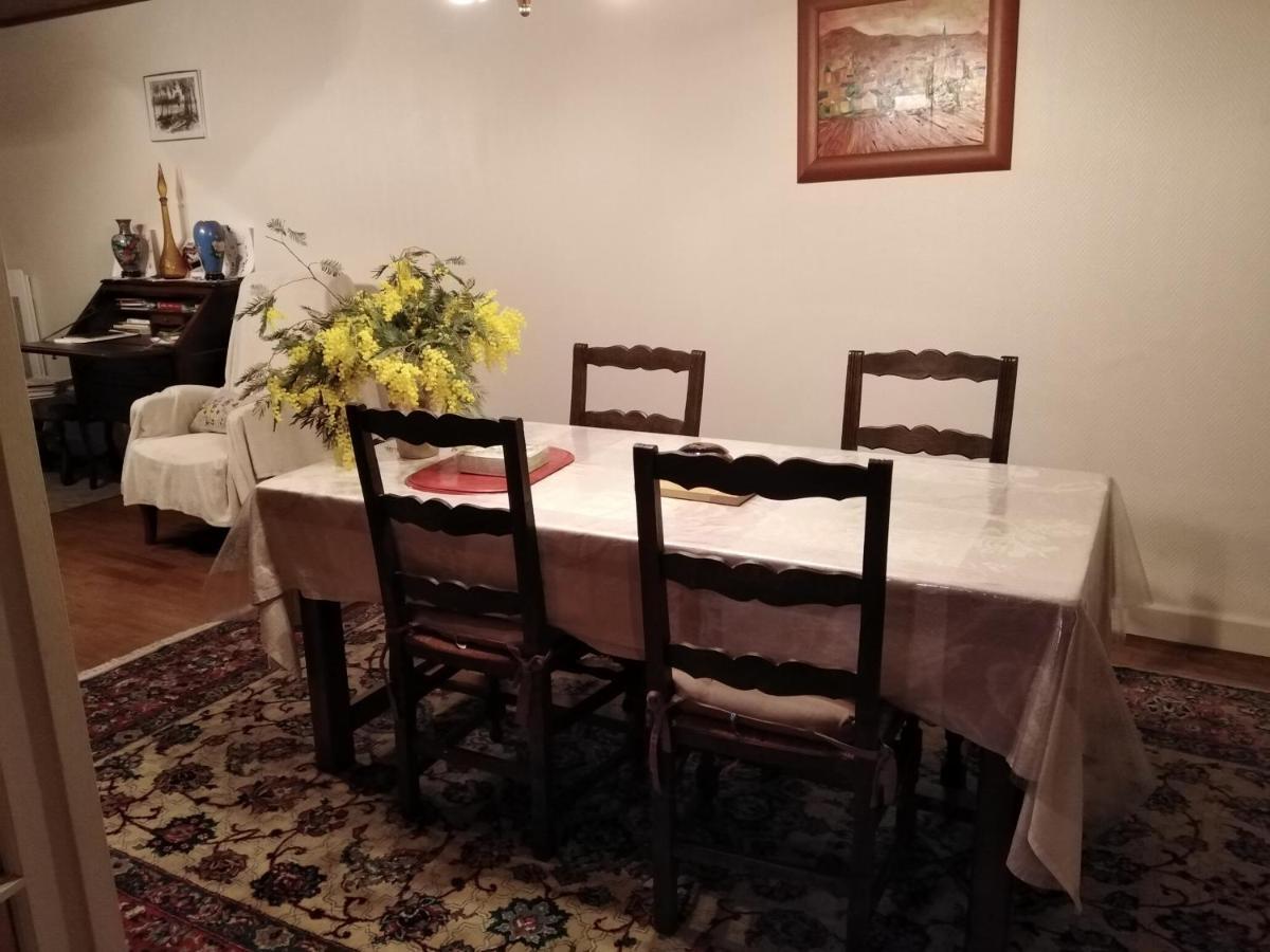 Maison Familiale Coteaux De La Vezere Voutezac Dış mekan fotoğraf